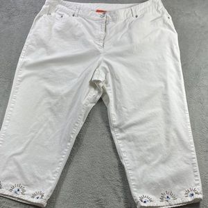 Hearts of Palm Woman White Cropped Pants Size 20W